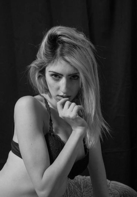 Daniela Bar pornstar hot photos