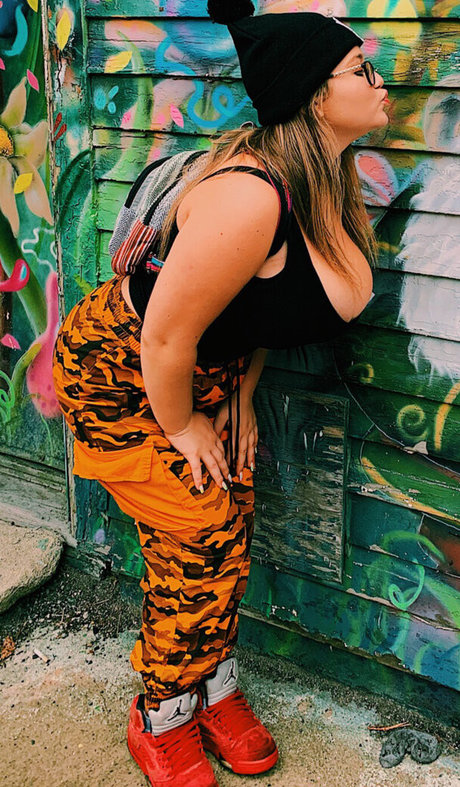 Harley Steins actrice libre des photos