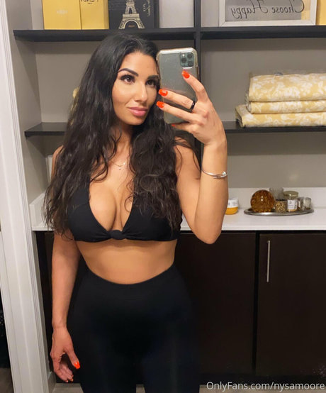 nysamoore actrice porno archive