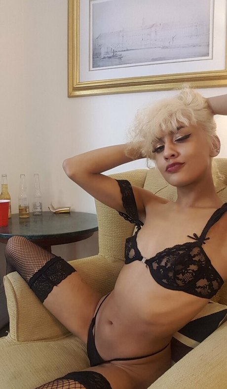 bluelah3 bonita estrella porno imágenes