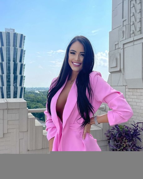 Rachel Stuhlmann actrice érotique galeries