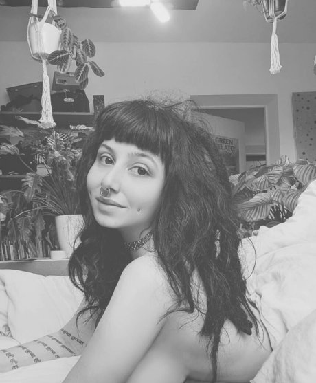 Zainab star du porno érotique img