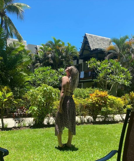 Chantelle A xxx étoile images