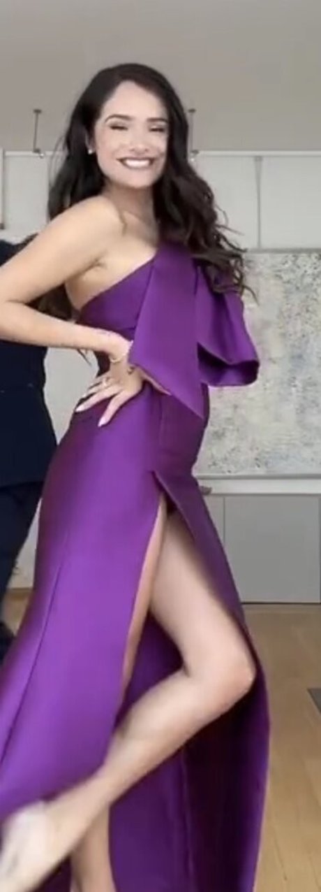 Chachi Gonzales modelo libre galería