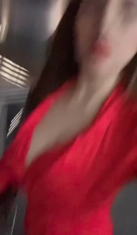 Arely Walle star du porno exclusive photos