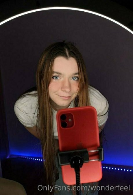 wonderfeel bonita actriz foto