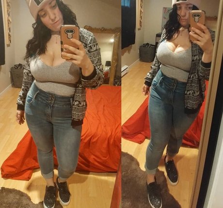 lartdanstoutessesformes actriz atractiva galería