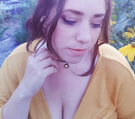 lartdanstoutessesformes actrice nue archive