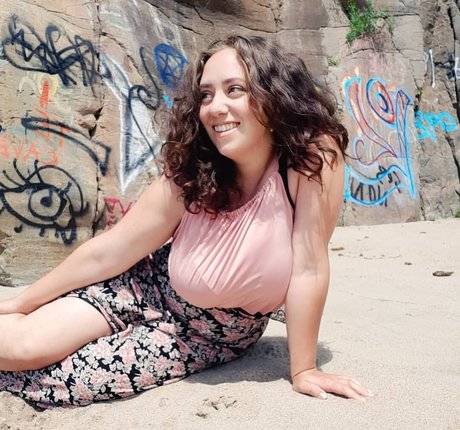 lartdanstoutessesformes model adult pics