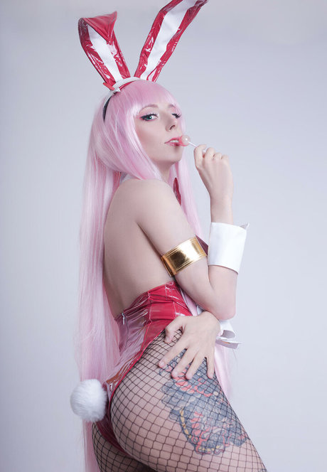 SerasCosplay modelo sexy foto