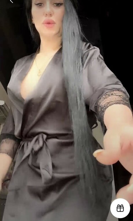 Janym nice pornstar image
