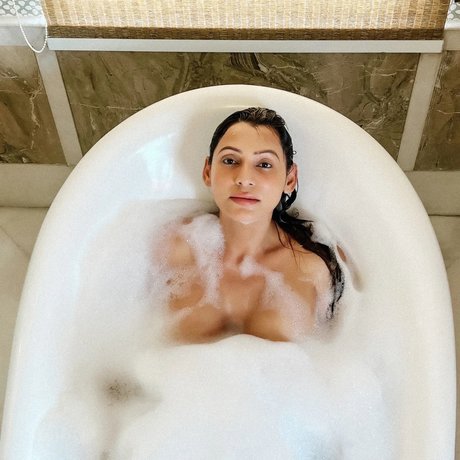 Karrishma Kar étoile xxx galerie