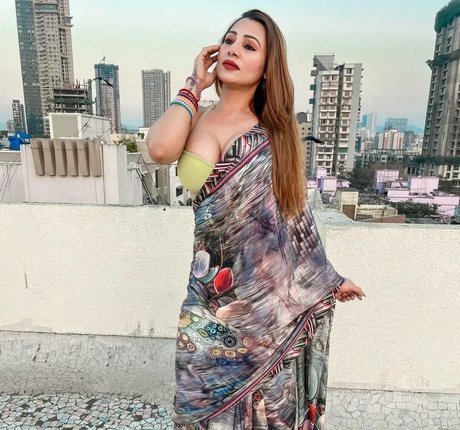 Karrishma Kar pornographic star pics