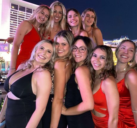 Olivia Haigh star du porno photo