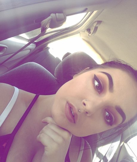 drearoseee modèle pornographique des photos