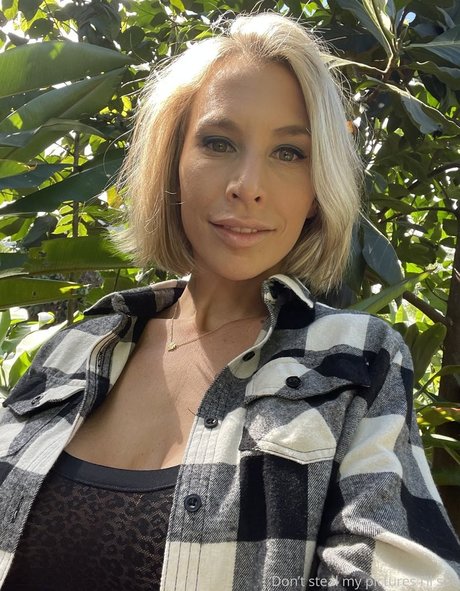 Lyssa Chapman pornstar xxx picture
