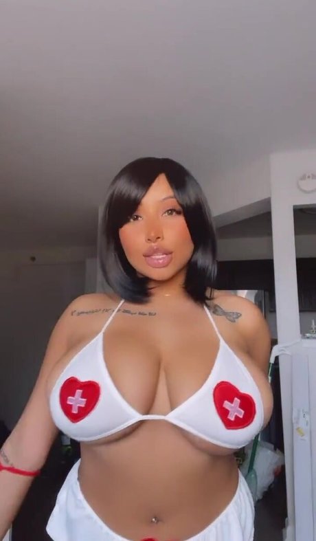 Tania Ramos star érotique galeries