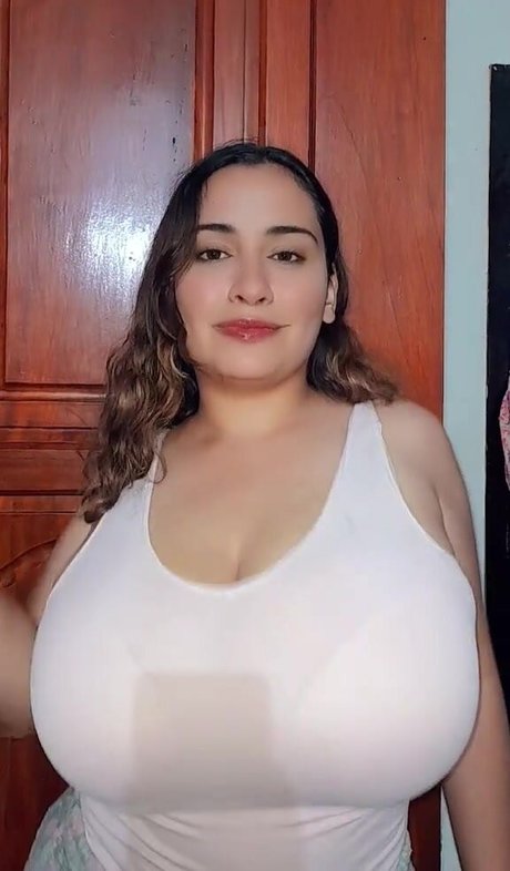 Amay étoile nue galeries