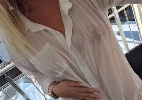 blondigirlll modèle chaud galerie