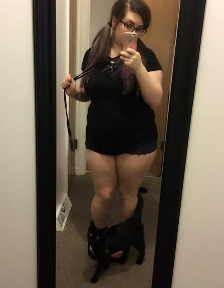 Dovey ASMR exclusive model images