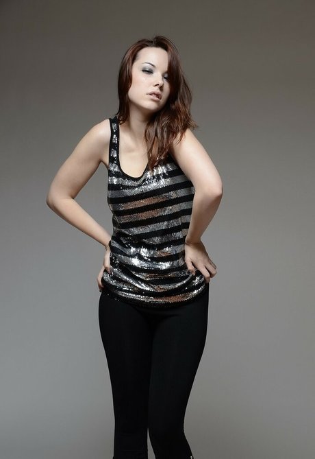 totalsupercuties actriz de desnudos galería