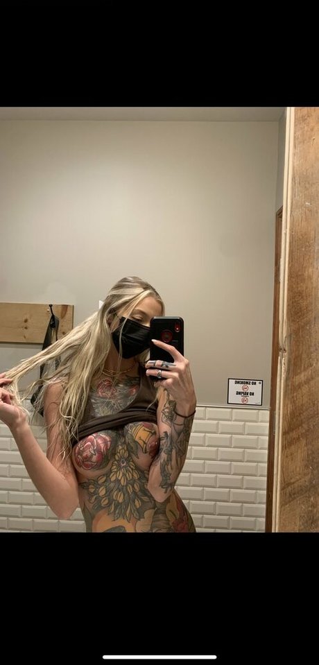 eggstarrrrr nude pornstar pic