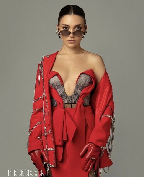 Daniela Nieves modèle porno images