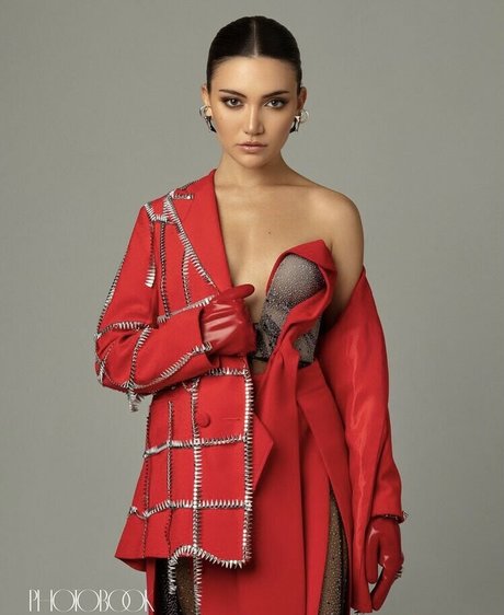 Daniela Nieves estrella bonita archivo