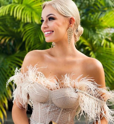 Karolina Bielawska estrella perfecta imágenes