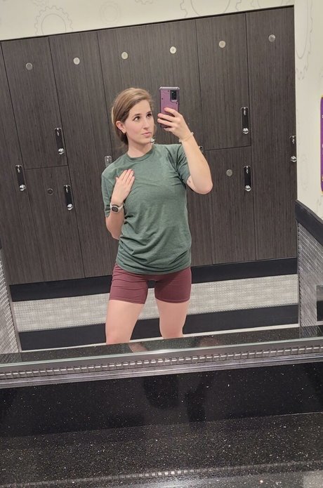 Lizzie All Day actrice adulte img