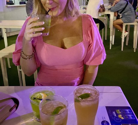 Justcruisingbytoday modèle sympa archive