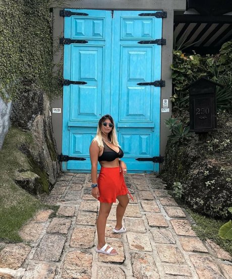 Meredithblake joli modèle img