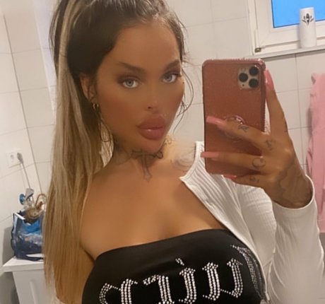 lola official modelo gratis galería