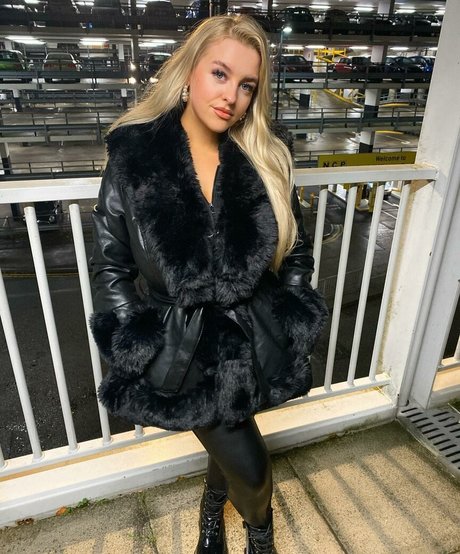 Amber R Brightman estrella porno en alta definición recopilación