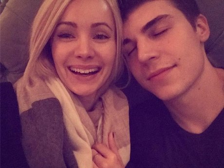 Ksenia Solo estrella libre imagen