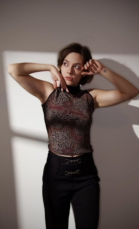 Danielle Samn beautiful model archive