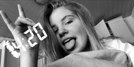 Aline Zwahlen actrice xxx des photos