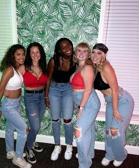 Morgan Watt estrella caliente galerías