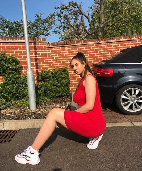 Soph Alice star du porno gratuite photos