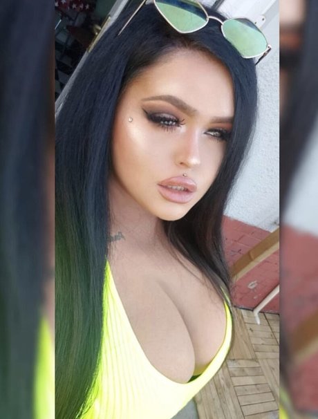 Megan Carys Gomer desnudos de estrellas foto