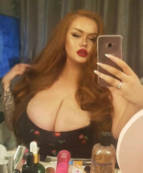 Megan Carys Gomer estrella imágenes