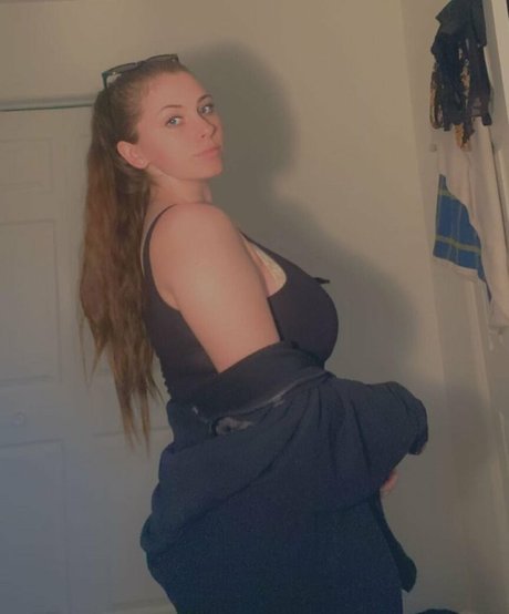 Lily Patrick nudes model pic