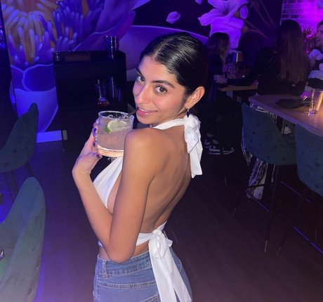 Antoenella modelo adulto recopilación