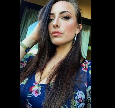 Sydney Martichuski estrella de alta calidad archivo