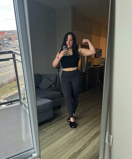 Sydney Martichuski estrella del sexo galerías