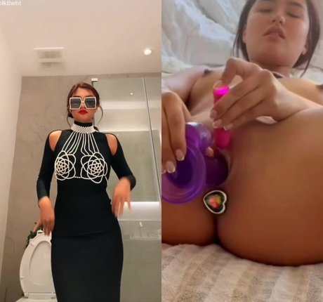 Bluewolfieee top pornstar photo