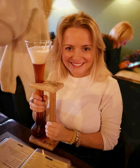 Kirsty Eccleston star du porno belle image