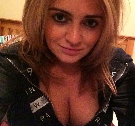 Kirsty Eccleston estrella porno hermosa imagen