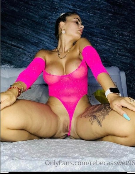Rebecaaswet96 model beautiful pics
