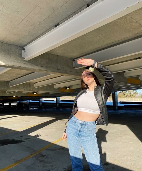 Efiyenia Stavropoulos estrella libre recopilación